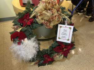 Wreath #26: Classic Christmas - Randy Robertson